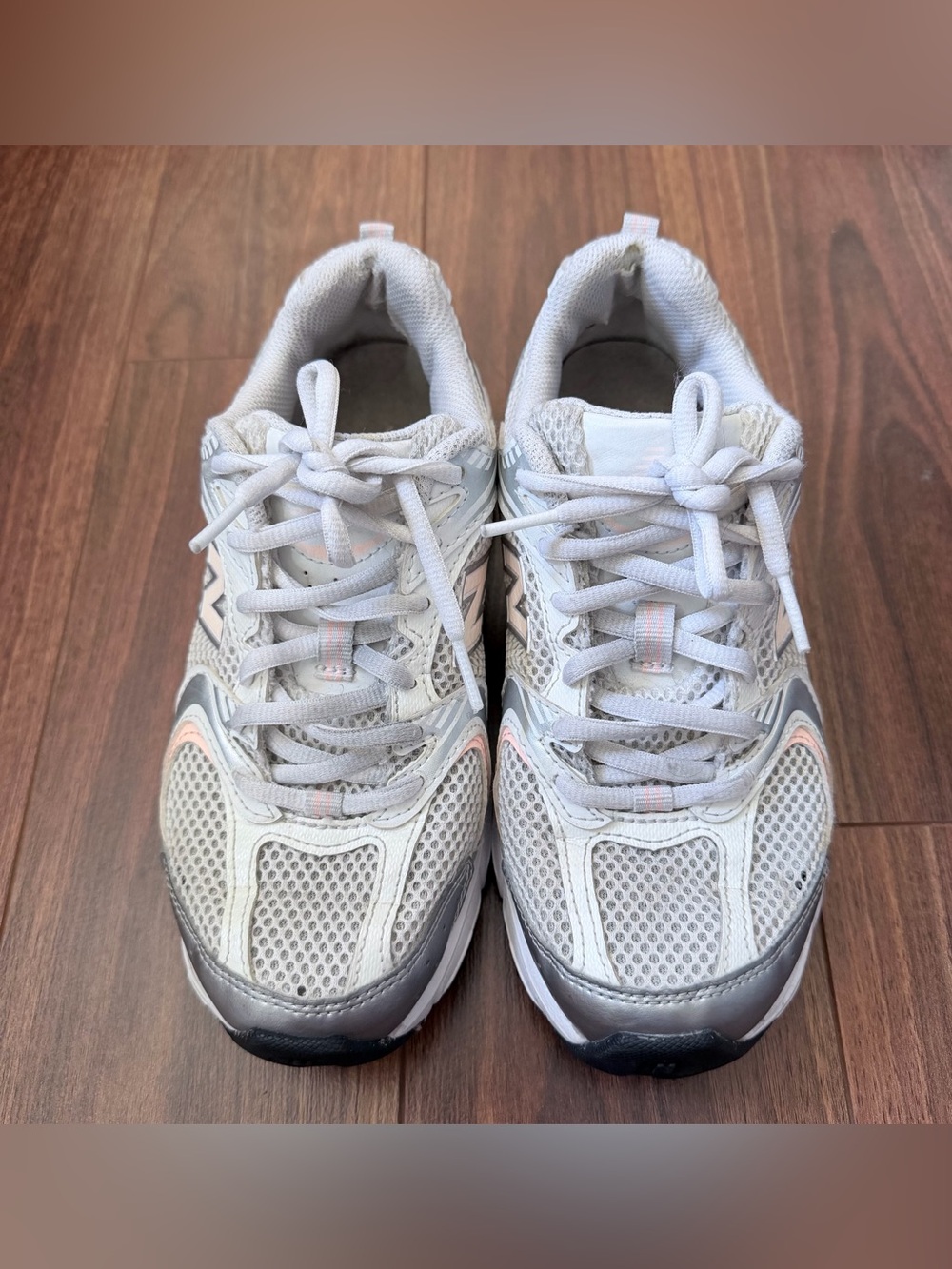 New Balance 530 'White Light cloud/ pink Sneakers size 4